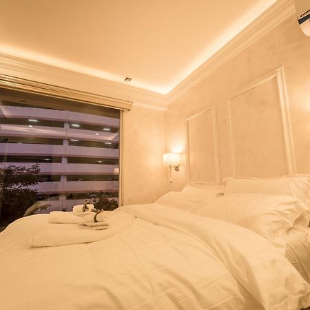 Cj Residence - Opposite Public Bank Centre Point 코타키나발루 객실 사진