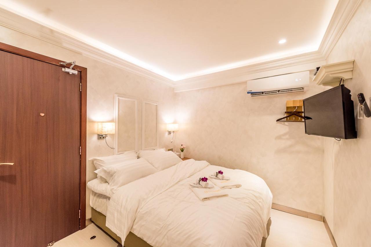 Cj Residence - Opposite Public Bank Centre Point 코타키나발루 외부 사진