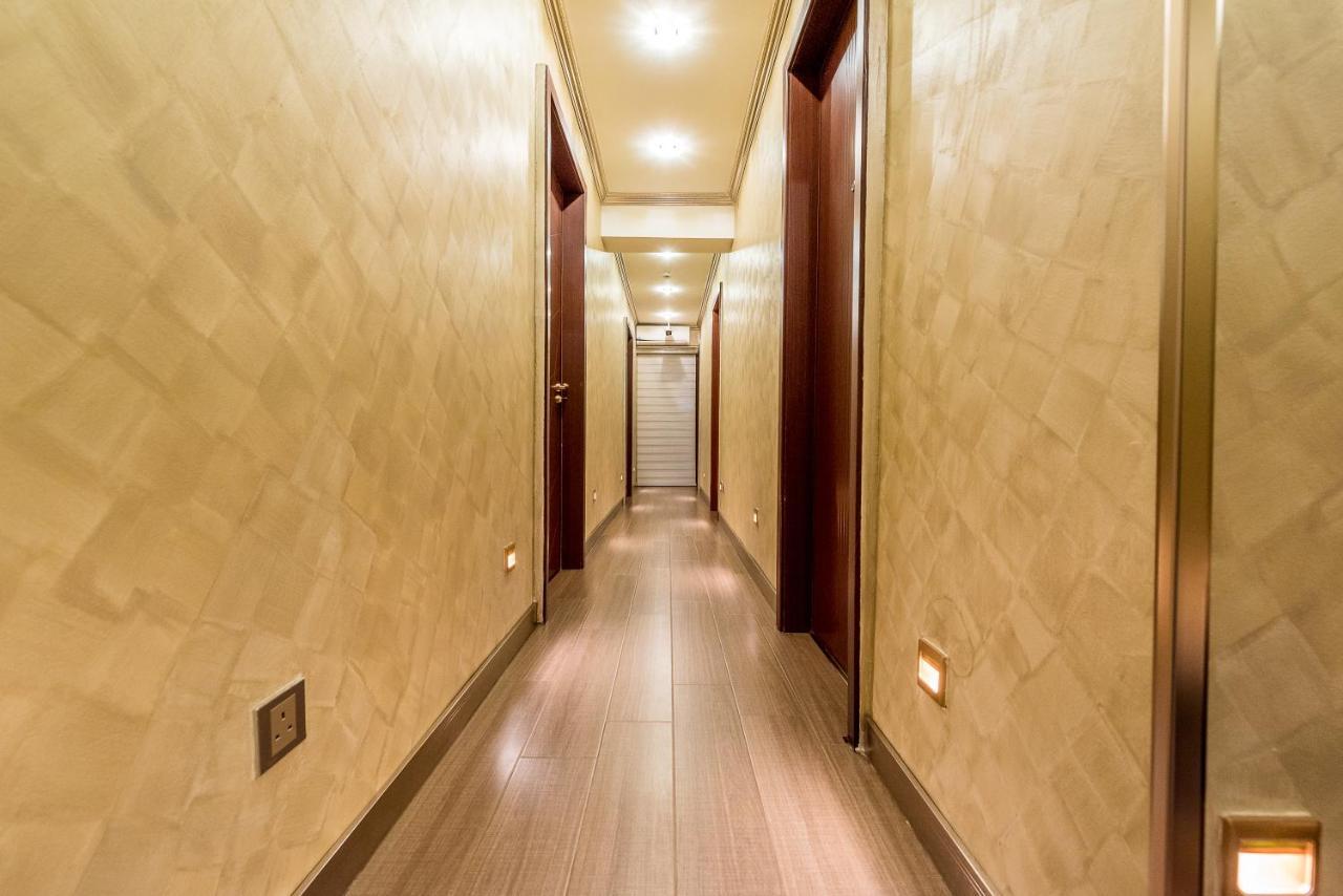 Cj Residence - Opposite Public Bank Centre Point 코타키나발루 외부 사진