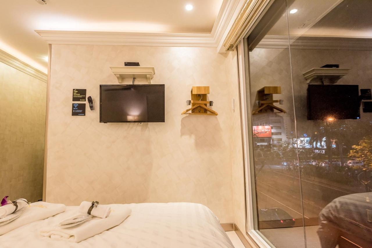 Cj Residence - Opposite Public Bank Centre Point 코타키나발루 외부 사진